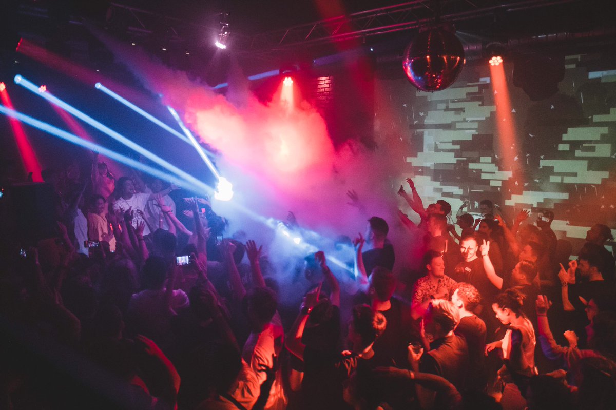 We are still recovering and buzzing from <a href="/ADE_NL/">AmsterdamDanceEvent</a> at Club Mystique Amsterdam with <a href="/JulianJordan/">JULIAN JORDAN</a>  <a href="/Firebeatz/">Firebeatz</a> and all our friends! Thanks to everyone who came out and supported us.

Photo: Manuel Khoury

#younggunz #younggunzmuzic #julianjordan #firebeatz #amsterdamdanceevent #ade