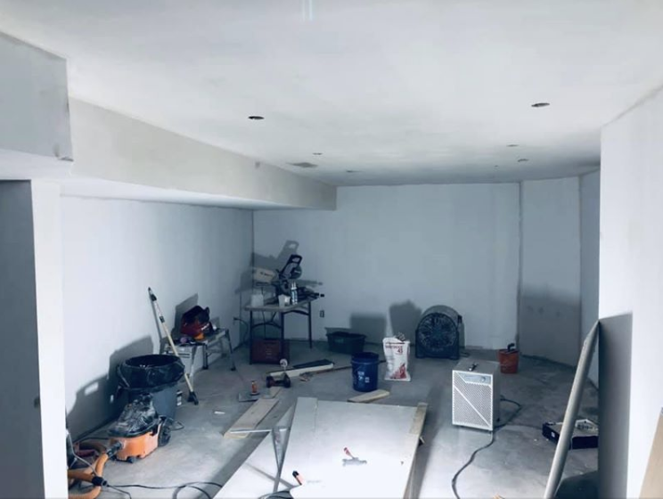 PopCultureIcon1's tweet photo. New studio primed and ready to paint! We’ll be moving into our new space in 8 days! #PunkRock #OttawaMusic #JamSpace https://t.co/zMdBgEvl1l
