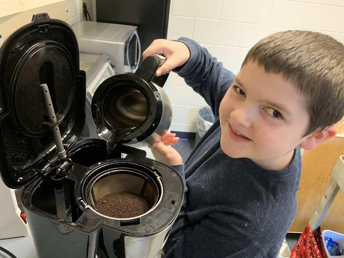 #HuskyCafe is back up &amp; running at #HappyHillendale, helping students work on following directions and social language in the natural environment... and keeping teachers caffeinated! 🤪