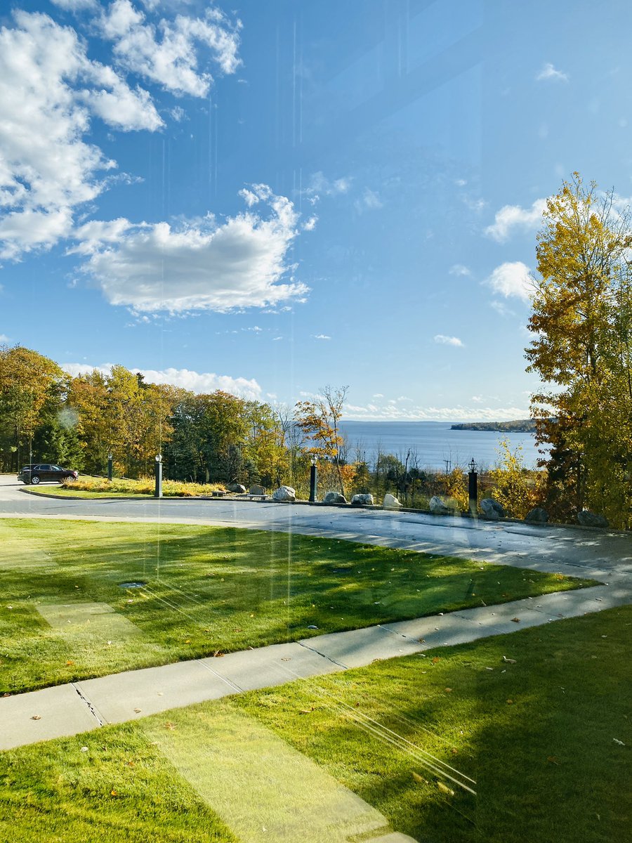 alalejandro's tweet photo. This does not suck. #bushCON at @poptech in Northport. In pretty much the most beautiful part of Maine. @BushFoundation https://t.co/EhDjhhLNpV