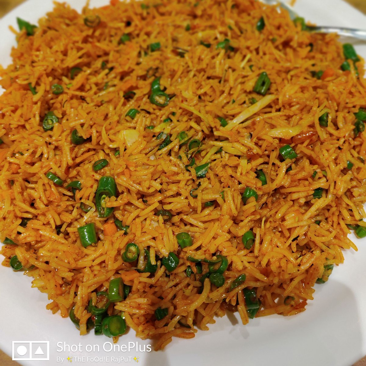 FoodieRajput's tweet photo. When They Serve You As Per Your Diet π Half Portion π€
#thefoodierajput #sadguru #sadguruchembur #sadguruvegdiet #vegtripleschezwanrice #foodphotography #oneplus7photography #chembur #chemburfood #chemburdiaries #chemburchapters #foodie #foodgasm #viral #foodforthought https://t.co/fB85IWBOHt
