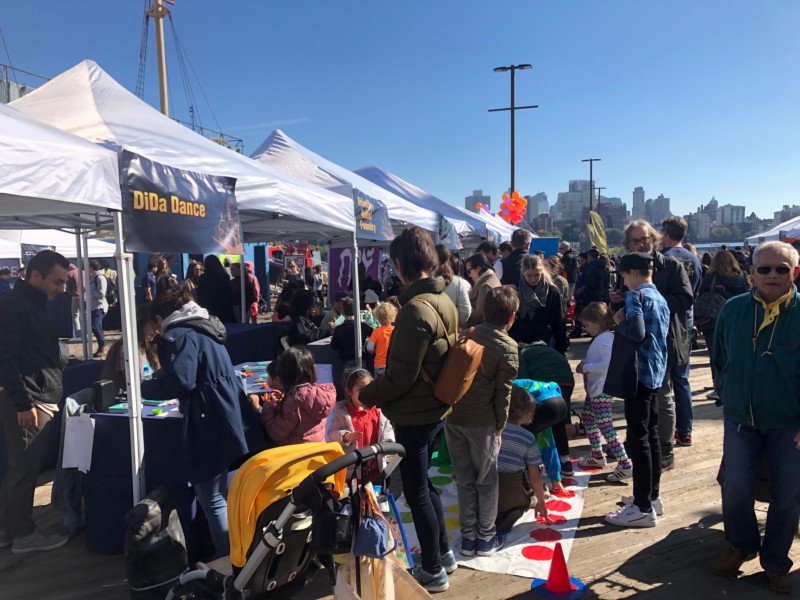 .<a href="/TasteofSeaport/">Taste of the Seaport</a>, co-sponsored by <a href="/DowntownNYC/">The Downtown Alliance</a>, celebrated its 10th anniversary this past weekend t2conline.com/taste-of-seapo…