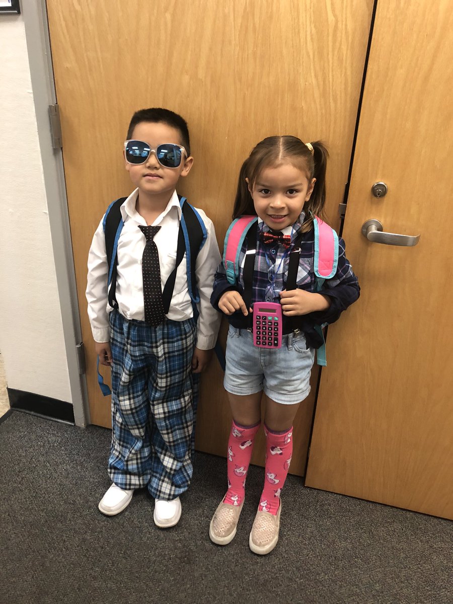 Live Oak Es On Twitter We Are Too Smart To Do Drugs It S Dress Like A Nerd For Red Ribbon Week Redribbonweek2019