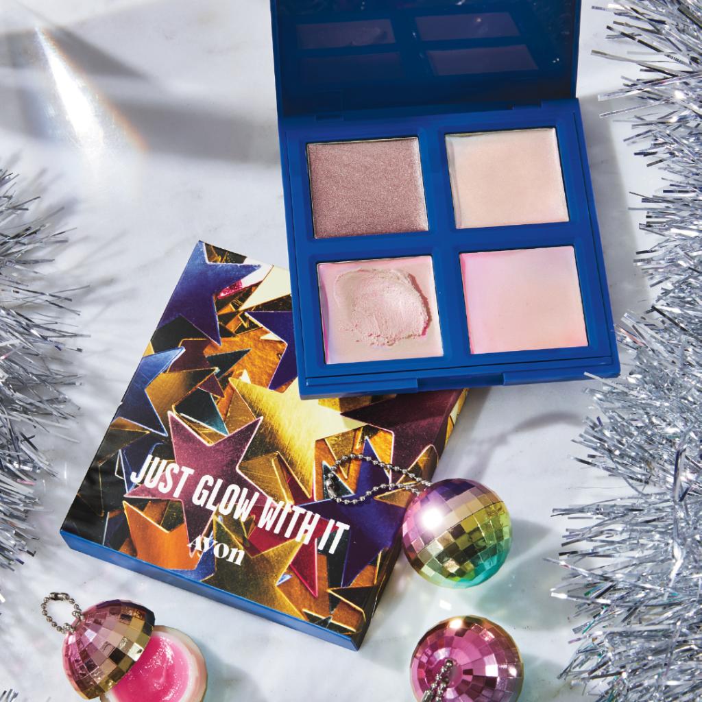 AvonInsider's tweet photo. Shimmer and shine until you're lighting up the room!✨ https://t.co/gDbc1Oklbi