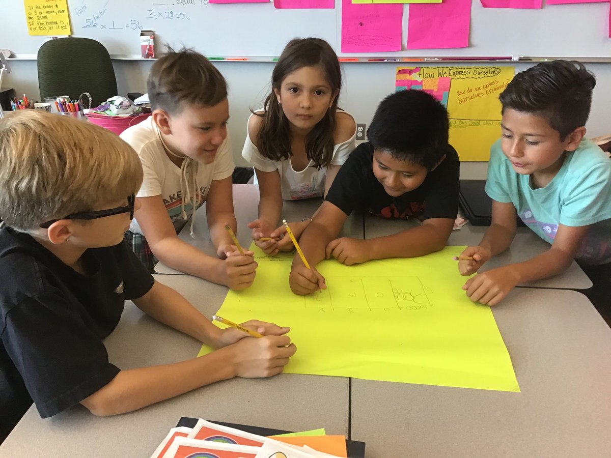 terrytaylor1972's tweet photo. Students are solving a math problem. #SCALNIC ⁦@lombardibears⁩ ⁦@BurtonSchools⁩ ⁦@bkehoeBSD⁩ ⁦⁦@Burtonsuper2018⁩ #studentdiscourse https://t.co/nvpIm94RTH