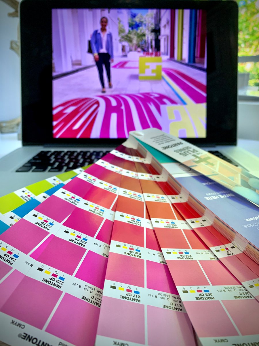 UnlimitedBrand's tweet photo. Our Pantone inspiration for today comes from this striking “Fendi Roma Pink” at the Design District
#fendi #fendimiami #fendiromaamor #fendiromaamor #miamidesigndesictrict #mdd #craigrobbins  #pref #grafitti #miami #luxurybrands #inspiration #pantone #pantoneseries #unlimitedmktg https://t.co/eqnkdJH7A6