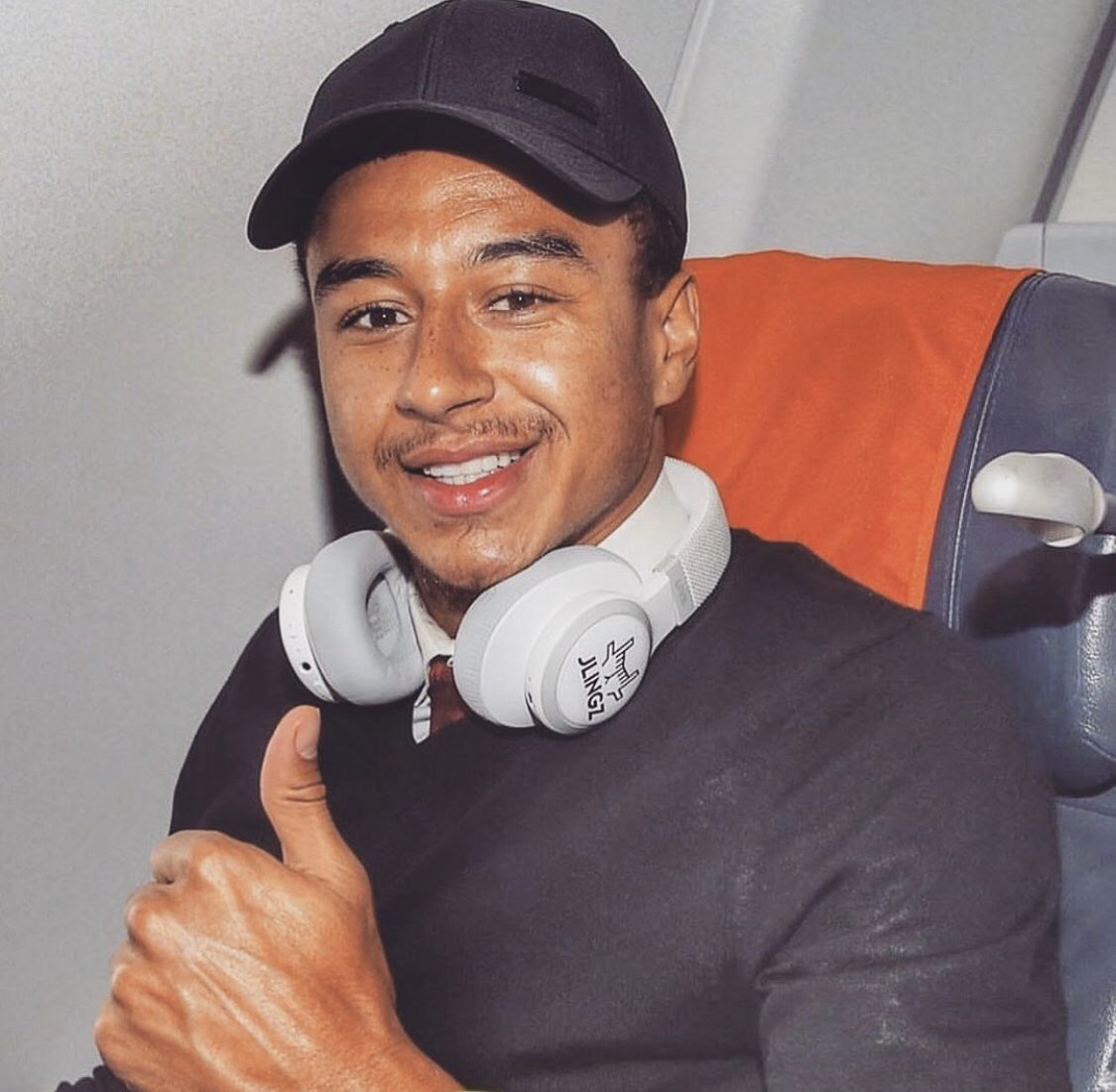 JesseLingard's tweet image. Feels Good To Be Back With The Team 😃 Now Time To Kick On And Work Hard 💪🏾