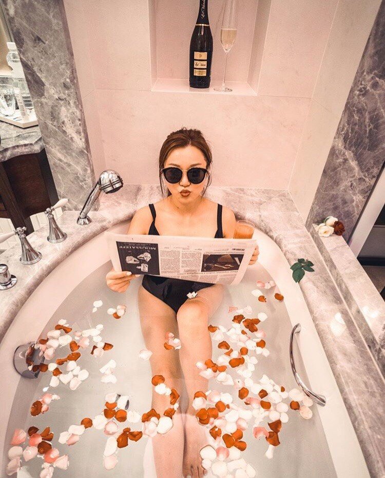 #ImAfan of spending some quality me-time with a rose petal bath at Mandarin Oriental, Taipei.

📸Photo Credit: missykarrie