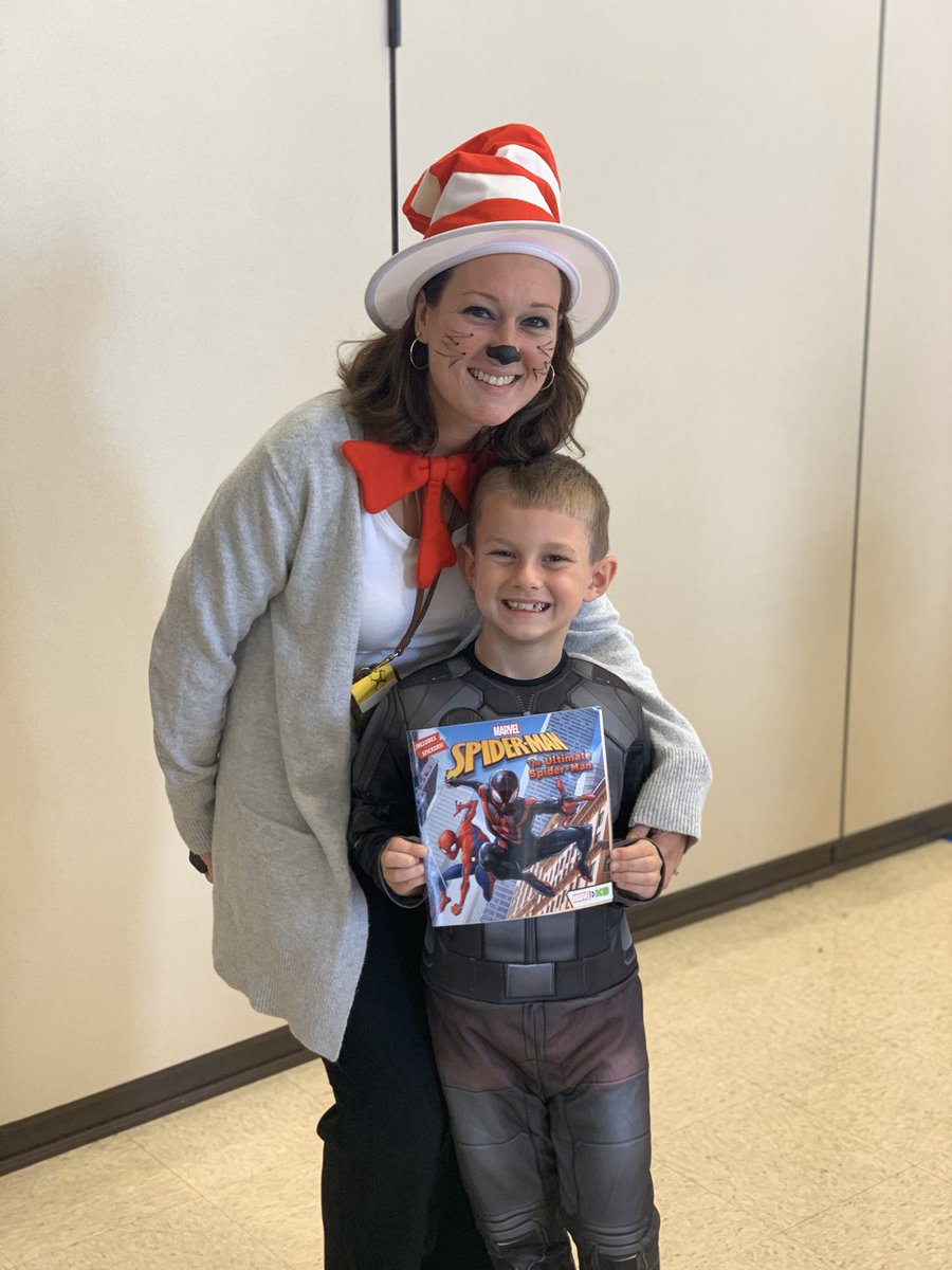 Literacy night <a href="/FFES_PWCS/">FFES_FantasticFitzies</a> was a success!! Thanks to all the families that fans out to support this event! #lovetoread #ourfitzgeraldstory <a href="/KimberlyHogue/">Kimberly Pond Hogue</a> @kgudinas