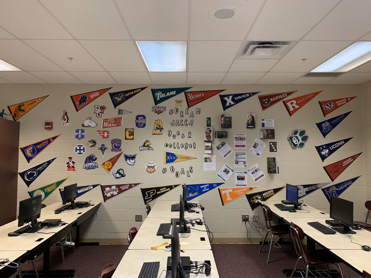 JohnAdamsCCA's tweet photo. Our JACCA juniors have been focused on learning about their college and career options recently, including a trip to Cleveland Goes to College this week. #ALLinJACCA #THISisAVID #sayyescleveland #collegeready #careerready https://t.co/iEYUvt8emp