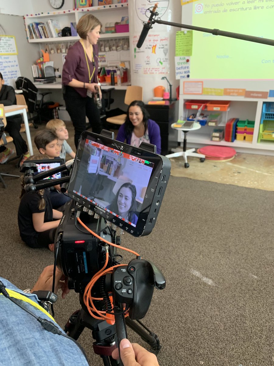JSerravallo's tweet image. Today I got to play “director” in a @HeinemannPub shoot. Amazing Dual Language teachers Cristy and Nicole brought Los libros de estrategias de lectura y escritura to life with minilessons, small groups, and conferences. Such a joyful &amp;amp; exciting day!