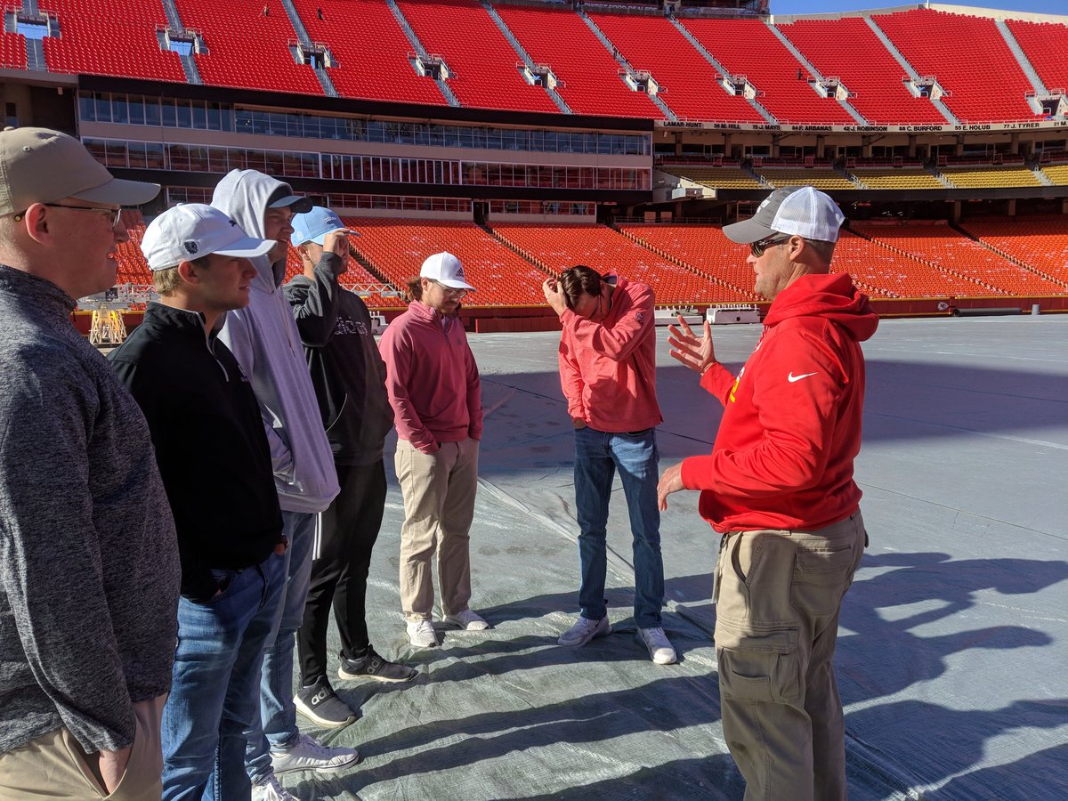 Anne Streich (@annestreich) on Twitter photo <a href="/Twillhog75/">Travis Hogan</a> Thanks for sharing your time, career advice, and turfgrass knowledge with our @unlpgm students! We enjoyed our time with you at Arrowhead. <a href="/unlagrohort/">Nebraska Agronomy and Horticulture</a> <a href="/UNL_CASNR/">University of Nebraska CASNR</a> #learningduringfallbreak <a href="/Twillhog75/">Travis Hogan</a> Thanks for sharing your time, career advice, and turfgrass knowledge with our @unlpgm students! We enjoyed our time with you at Arrowhead. <a href="/unlagrohort/">Nebraska Agronomy and Horticulture</a> <a href="/UNL_CASNR/">University of Nebraska CASNR</a> #learningduringfallbreak