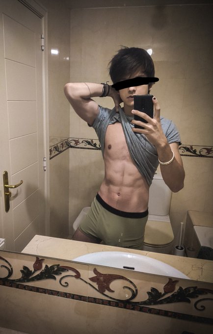 Here u go, I wont be streaming sooo I hope this makes for it :P https://t.co/S5sZIBEtRe