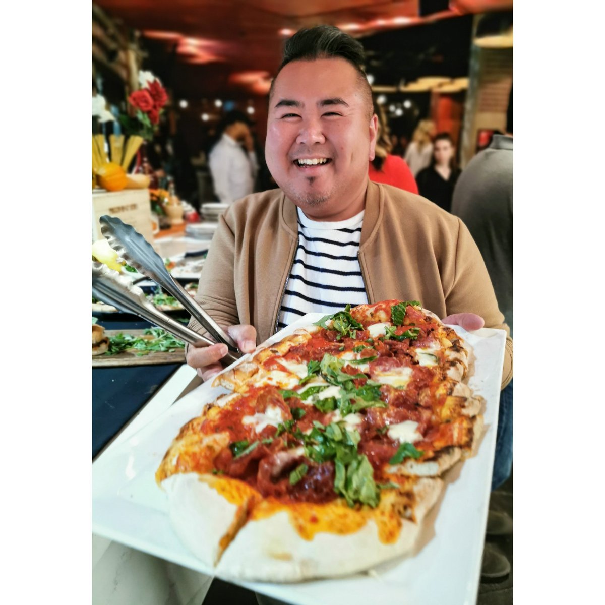 mrwillw's tweet photo. Thanks Fab Restaurant Concepts x The Goodman Pub &amp; Kitchen for an amazing night! Loved previewing #TheGoodmanPub's oysters + an incredible Pumpkin Spice Old Fashioned. Sister restaurant #PieBar is divine. Dreaming about their Tartufo Pizza with Truffle Cream base. #FabOpenHouse19 https://t.co/bptL2kBZ42