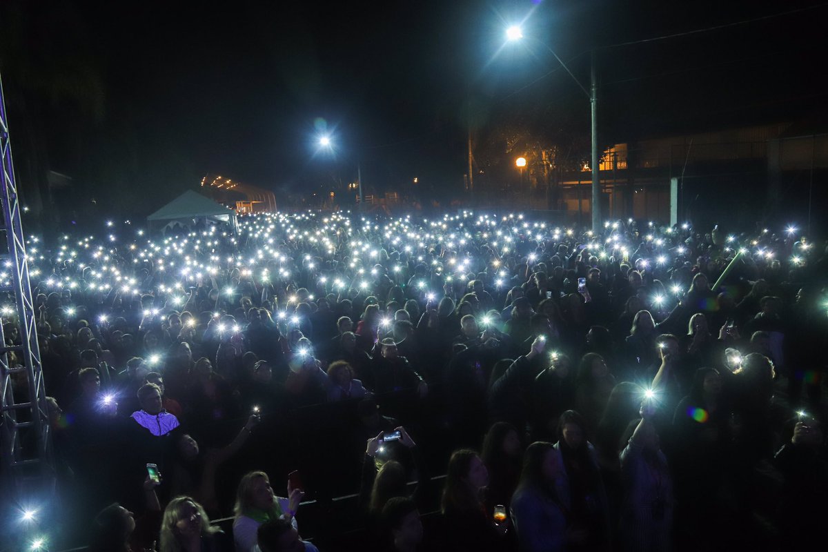 Que cada som chegue para iluminar as luzes desse mundo!