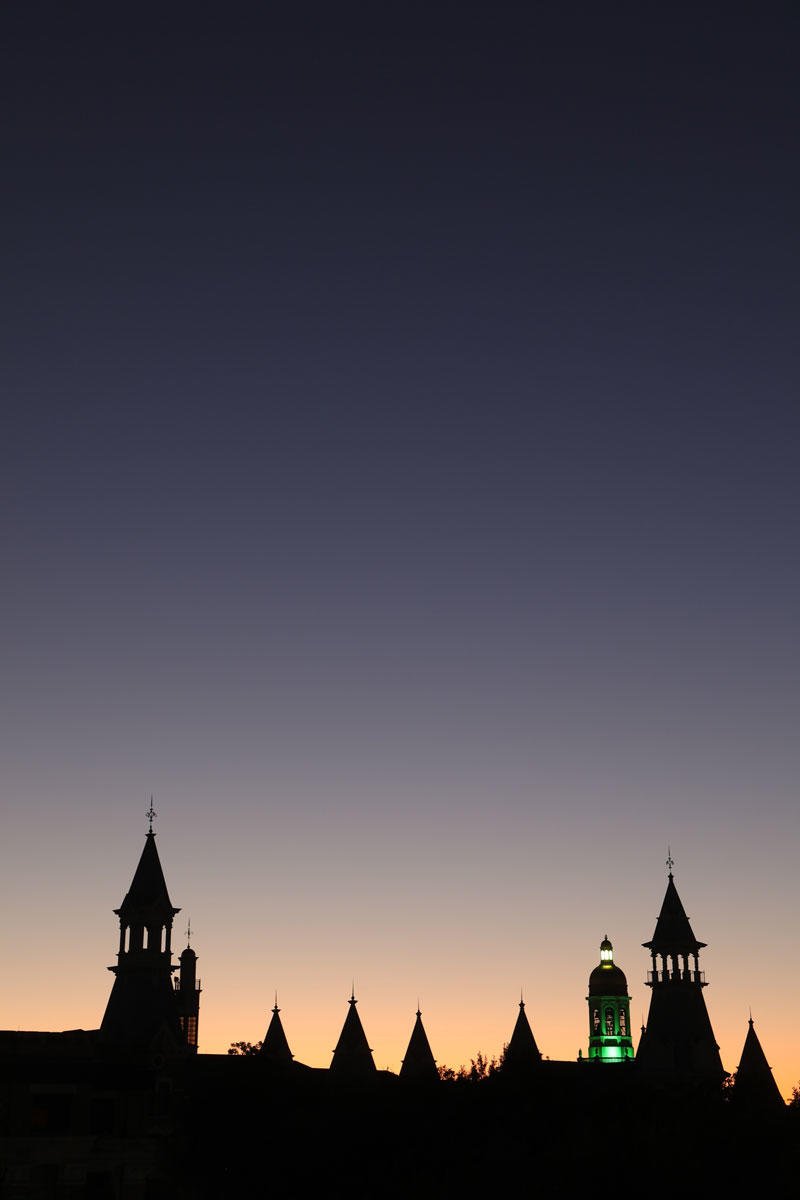 Baylor's tweet photo. October sunsets over campus. 😍 https://t.co/VIMNp2cFHT