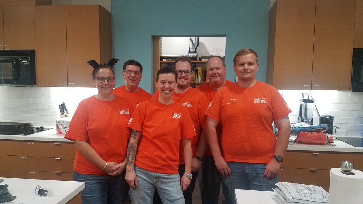 Team Depot cook night! <a href="/NathanMcAleese/">Nathan McAleese</a> <a href="/HinckJ/">Mike Hinck</a> <a href="/CampSweenScott/">Scott Sweeney</a> <a href="/M48d36/">Mike Sweeney</a>