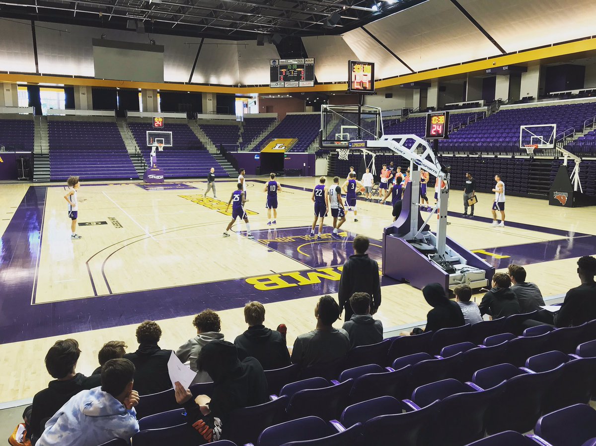 LAMustangsBB's tweet photo. Thanks to @LipscombMBB for having the Mustangs over to watch practice today! 

#LipscombBasketball https://t.co/U2SPQW1akd