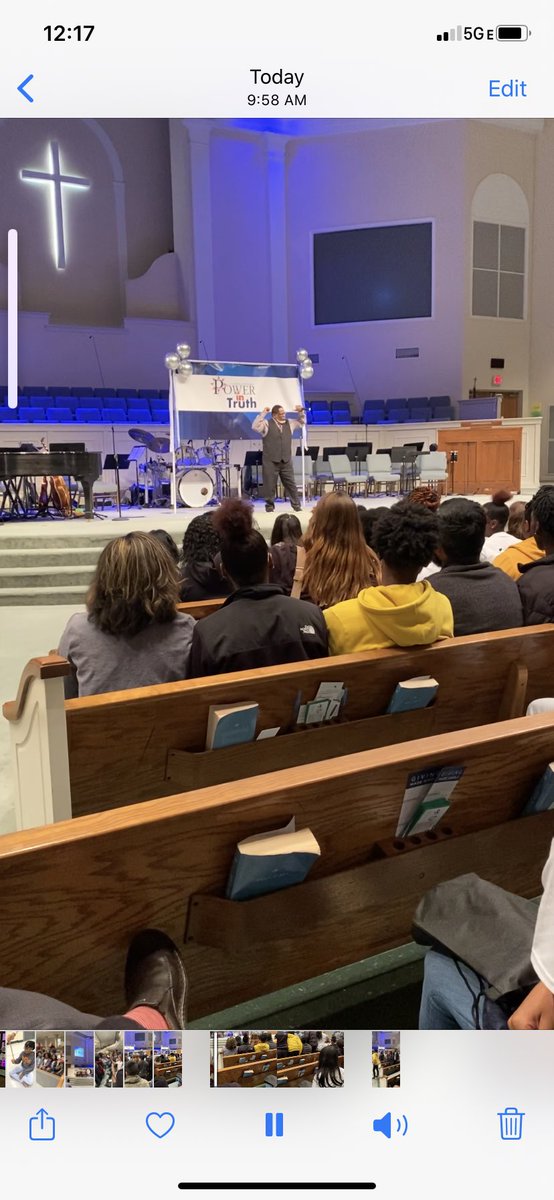 SCHS_Magnet's tweet photo. Field trip with the seniors to a public health conference! #PITPower Thank you Cobb Douglas Health Dept for the invitation! https://t.co/V8Wg38BQLf