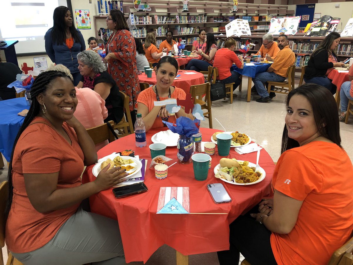 IBPeskoeK8's tweet photo. Having a great time at our Hispanic Heritage luncheon and celebration! @MDCPS #peskoek-8 #bearnation https://t.co/T253RQ9FDr