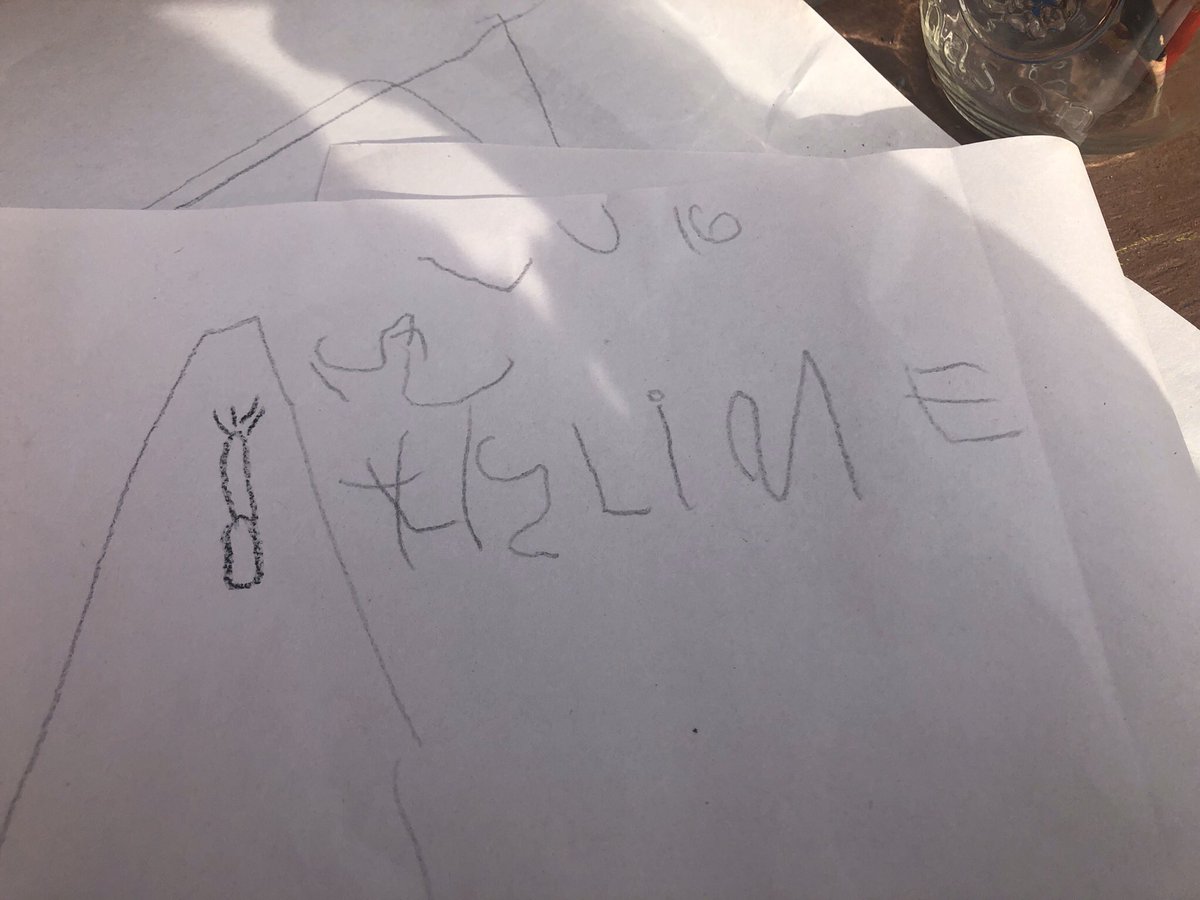 katherine_read's tweet photo. After finding a creature in our playground and observing it closely, these Year 2’s drew and wrote about their observations! #kindergartenwriting #outdoorlearning. @merritt_ps https://t.co/Nvi65uZVhC