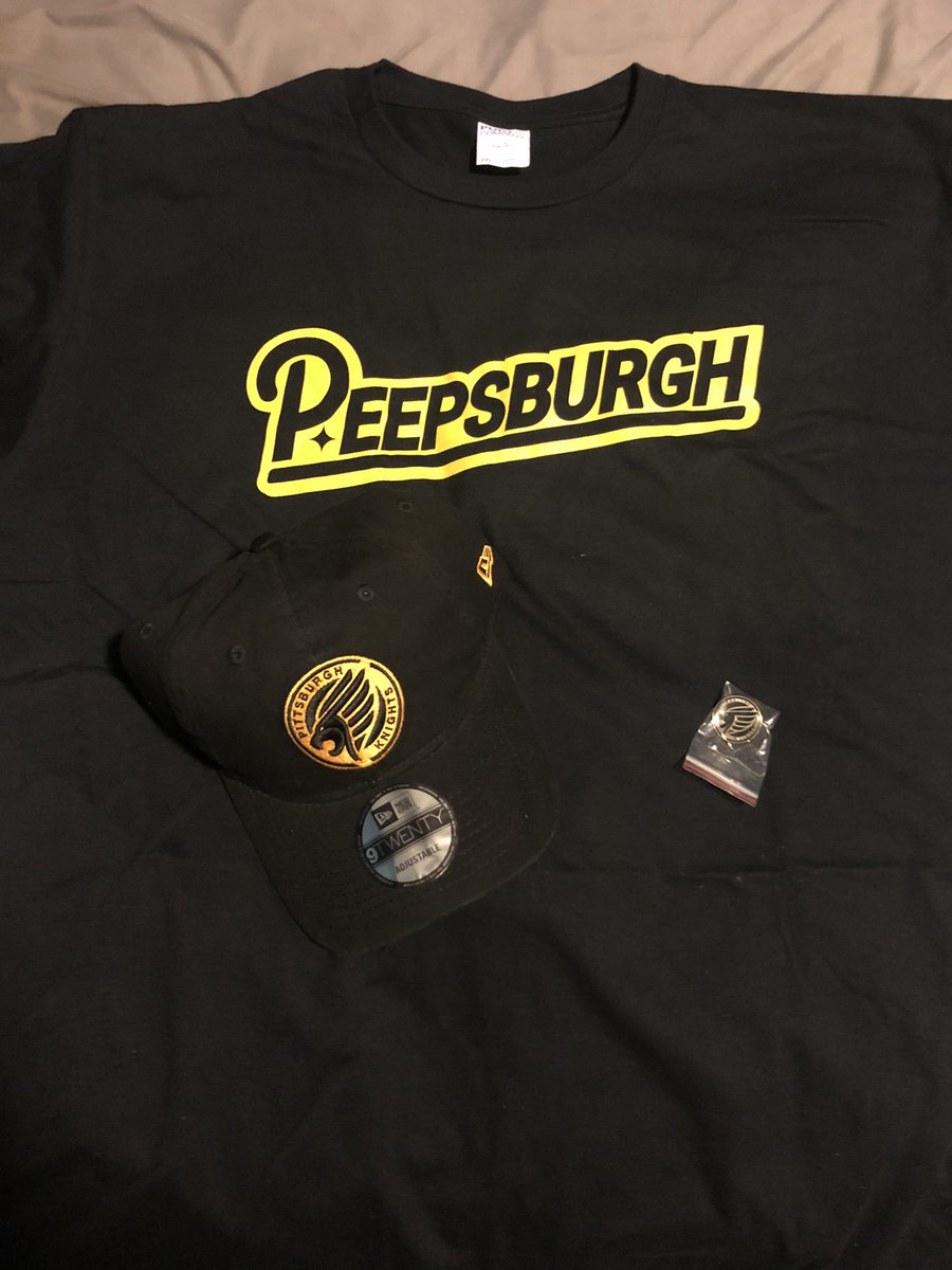 Shoutout to <a href="/KnightsArena/">Knights Arena</a> for sending me these awesome items for winning their tourney and <a href="/KnightsGG/">KNIGHTS</a> for releasing this sweet merch!