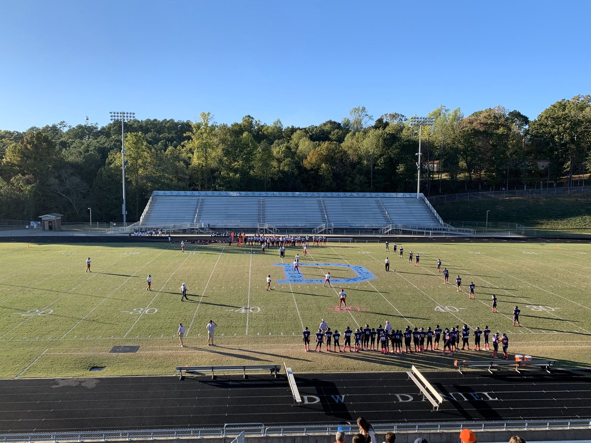 RCEMiddle's tweet photo. It’s a #beautifulday☀️ for #RCEfb🏈 #teamRCE🐾 #PantherPride💜 https://t.co/n2op3JIDNV