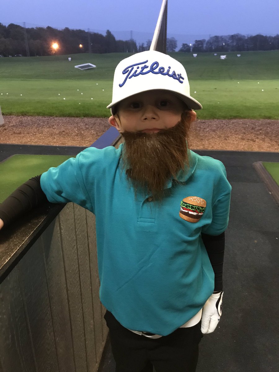 PhilAkersGolf's tweet photo. End of term best dressed won by @golf_oliver for his @BeefGolf look - well played young man #beeeef https://t.co/mVlUJWbZZq