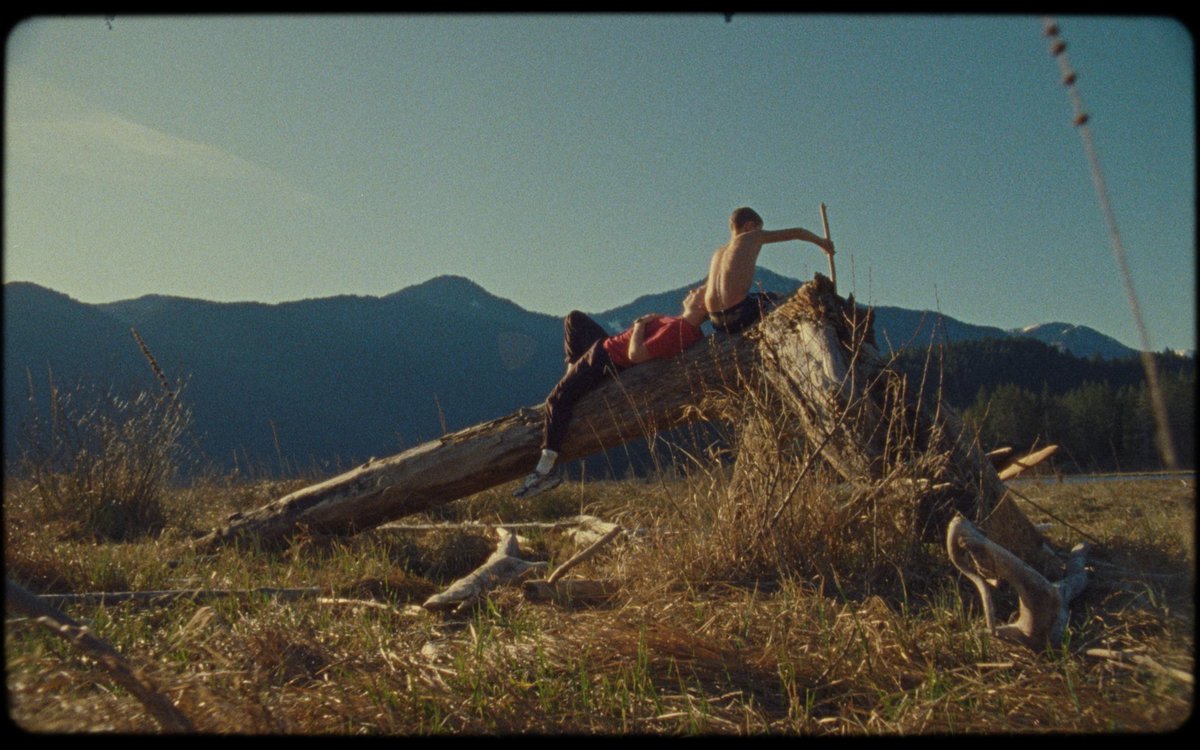 kodak_shootfilm's tweet photo. Virtuous Circle — @JordanKlassen 

Director + DP:  Farhad Ghaderi
#ShotOnFilm #16mm

Watch: https://t.co/IAmKEMBLFF https://t.co/e9KRO3FwQW