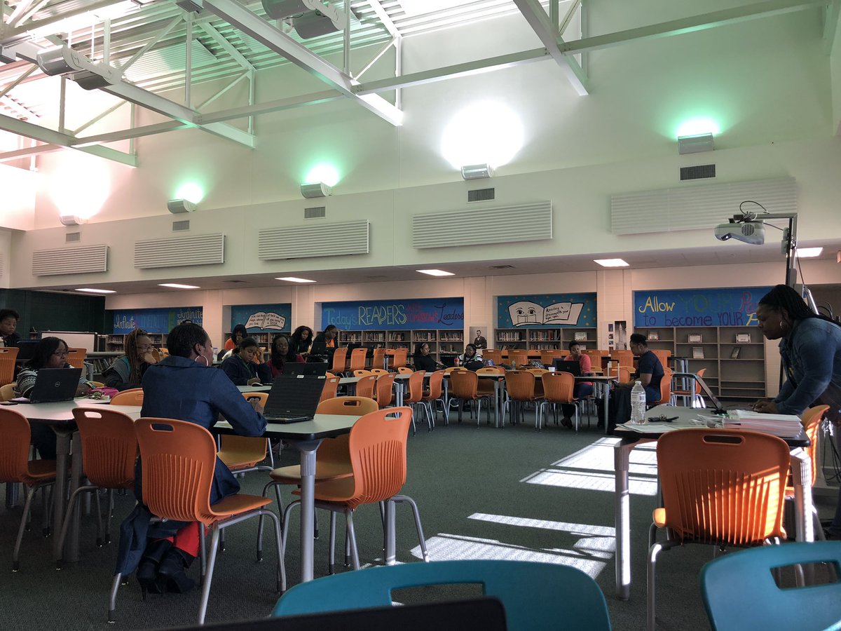MelissaAtkins09's tweet photo. The MTSS team is present and ready to work to ensure that students are supported on every level! @MarquitaWood14 Thank you for leading the troops as we we work toward reaching tiered levels of excellence! #MTSSworks @creseda_hawk @RMS_CAP @GORMSWILDCATS https://t.co/zJb04h1Yop