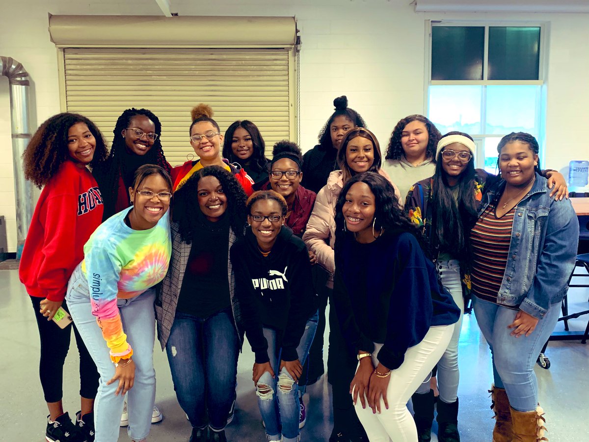 SoTECHcellent's tweet photo. So excited to have reunited with my Curls and Character girls today! Their beautiful sisterhood has only gotten stronger, and their self-confidence higher, as we continue on our journey of cultivating true beauty that grows from the inside out! #hopewellmagic @HopewellSchools https://t.co/KTVIJrtDbQ
