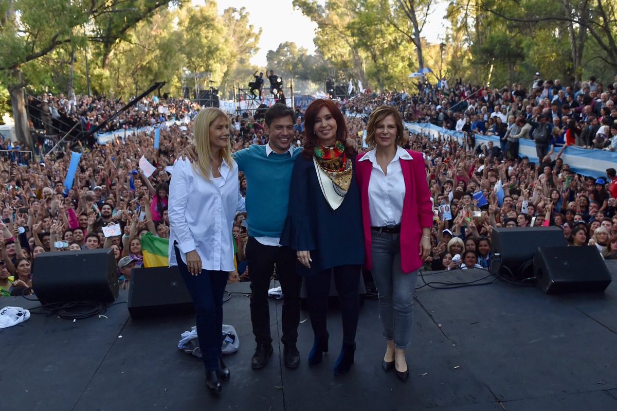 CFKArgentina's tweet photo. Estamos, simplemente, tratando de recuperar el derecho a ser felices. Eso es lo que queremos los argentinos, los bonaerenses y los platenses: tener el derecho de volver a ser felices. https://t.co/4KzZG3X3d8