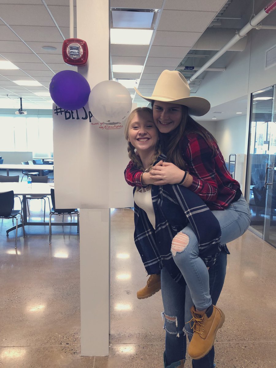 rileyameel15's tweet photo. Yee Haw! Happy hick day๐ค ๐ด๐@StucoRomeo #BEISpiritweek https://t.co/3SDn2SZebn