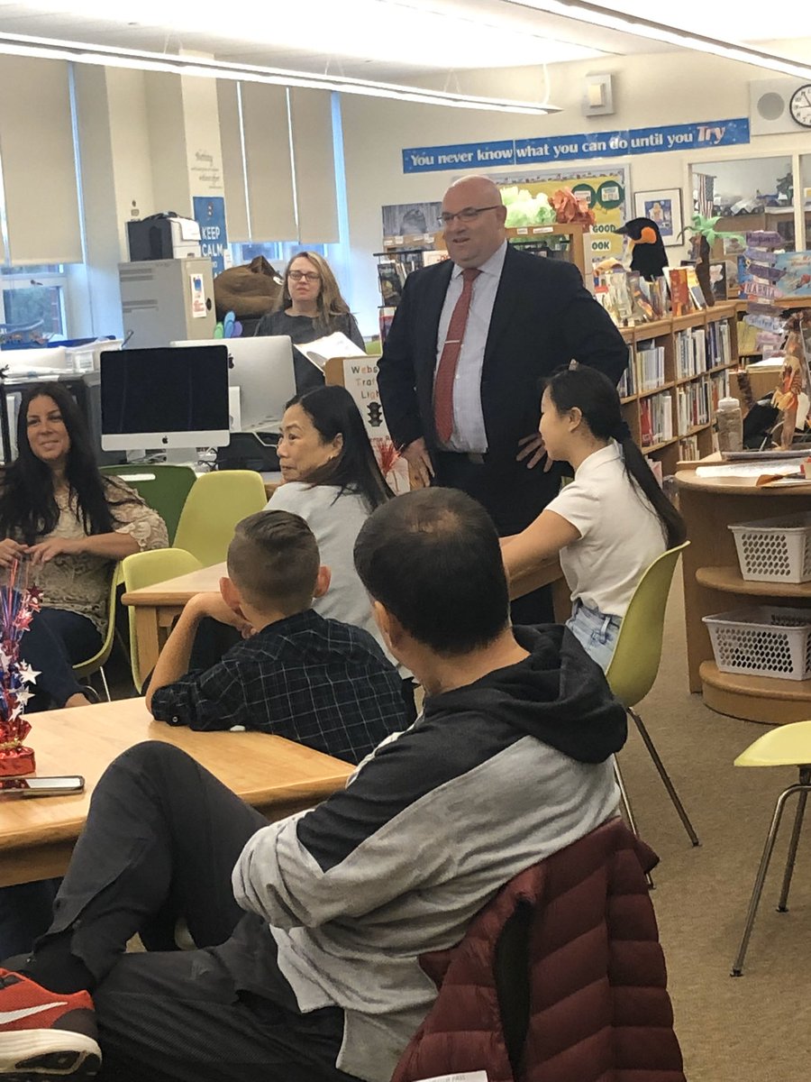ps48r's tweet photo. Thank you @StevenMatteo for inducting our new MS Student Council. The s’s loved talking to you about their ideas and hearing your leadership advice. TY for you constant support of @ps48r and for making it #fantasticat48 @SIBOD31 @vgallassio @ExecSupALodico https://t.co/748ohoIJOM