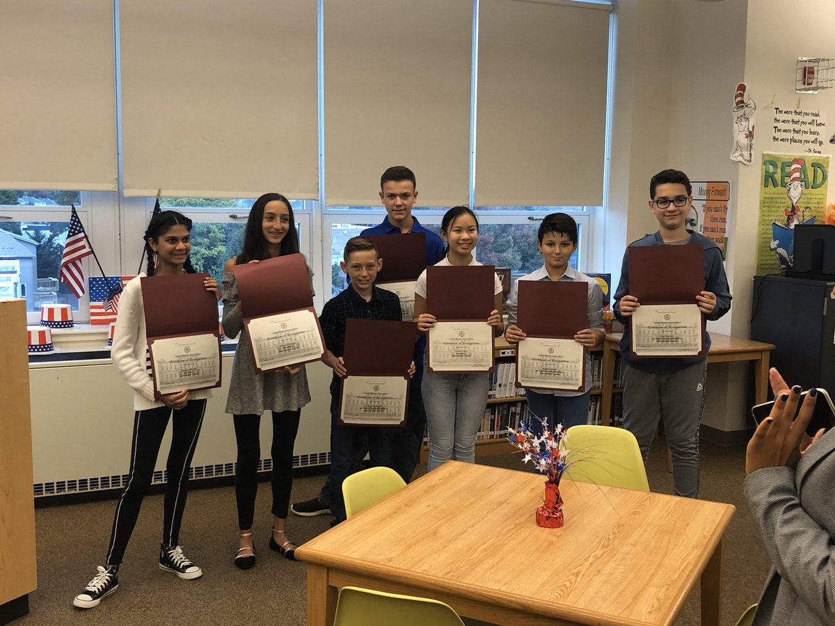 ps48r's tweet photo. Thank you @StevenMatteo for inducting our new MS Student Council. The s’s loved talking to you about their ideas and hearing your leadership advice. TY for you constant support of @ps48r and for making it #fantasticat48 @SIBOD31 @vgallassio @ExecSupALodico https://t.co/748ohoIJOM