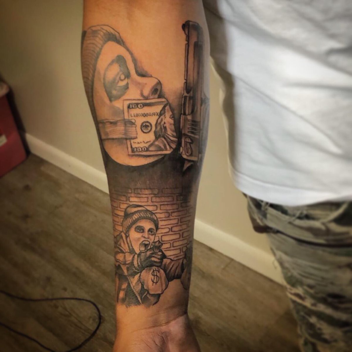 Cool dead presidents piece