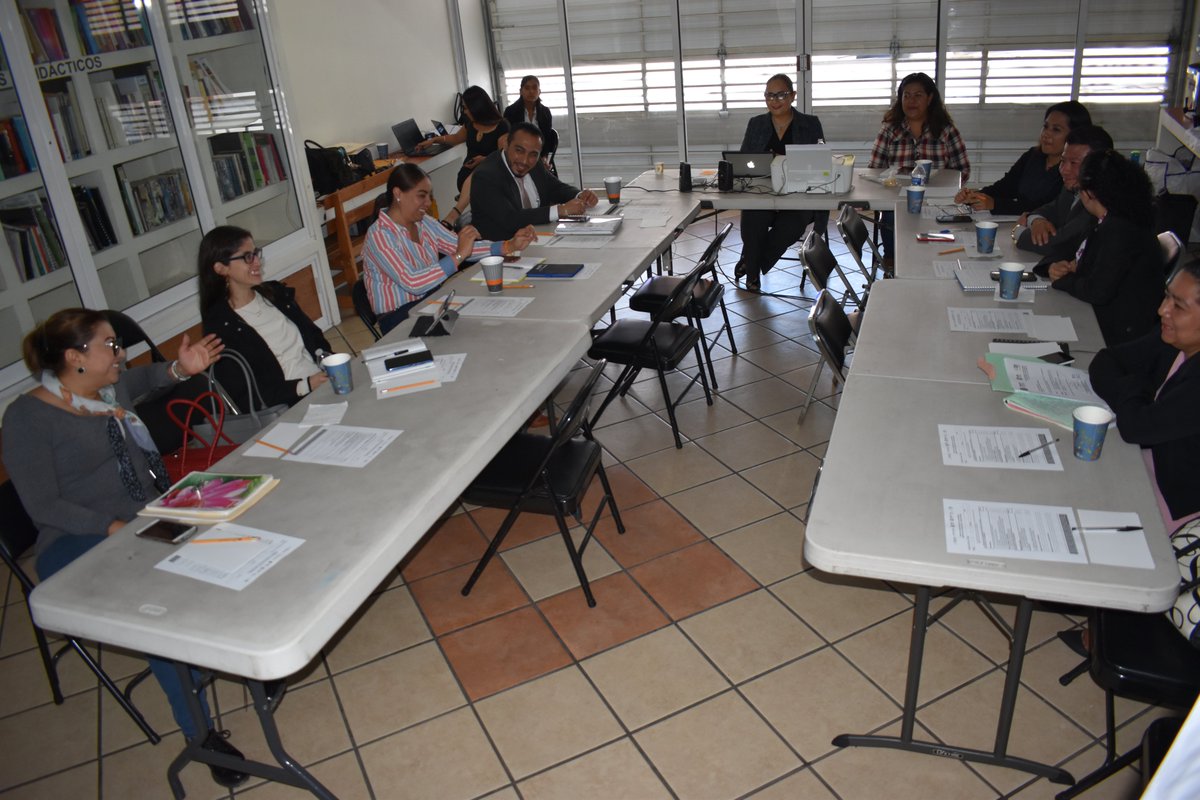 VeracruzIVM's tweet image. Se llevó a cabo la Meta 1851 M. I. La Creación del Comité de vigilancia vecinal, laboral y escolar para replicar acciones de prevención de la violencia, en coordinación con la #STPSP, #SEV, #SSP, #IVM, #SEGOB y #FGE, así como la colaboración de #DGCPyDH