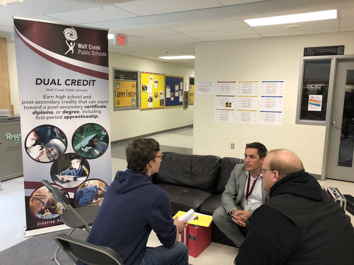 Promoting Dual Credit opportunities for <a href="/WCPS72/">Wolf Creek Schools</a> students who can attend high school &amp; post-secondary courses as part of career exposure <a href="/KylieKissel/">Kylie Kissel</a> tonight <a href="/LCHS_Rams/">LCHS</a> #ceg3 #Lacombe