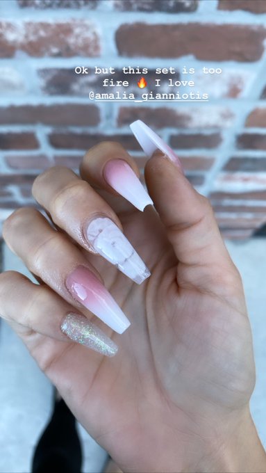 😍💕 https://t.co/qys89qizrF