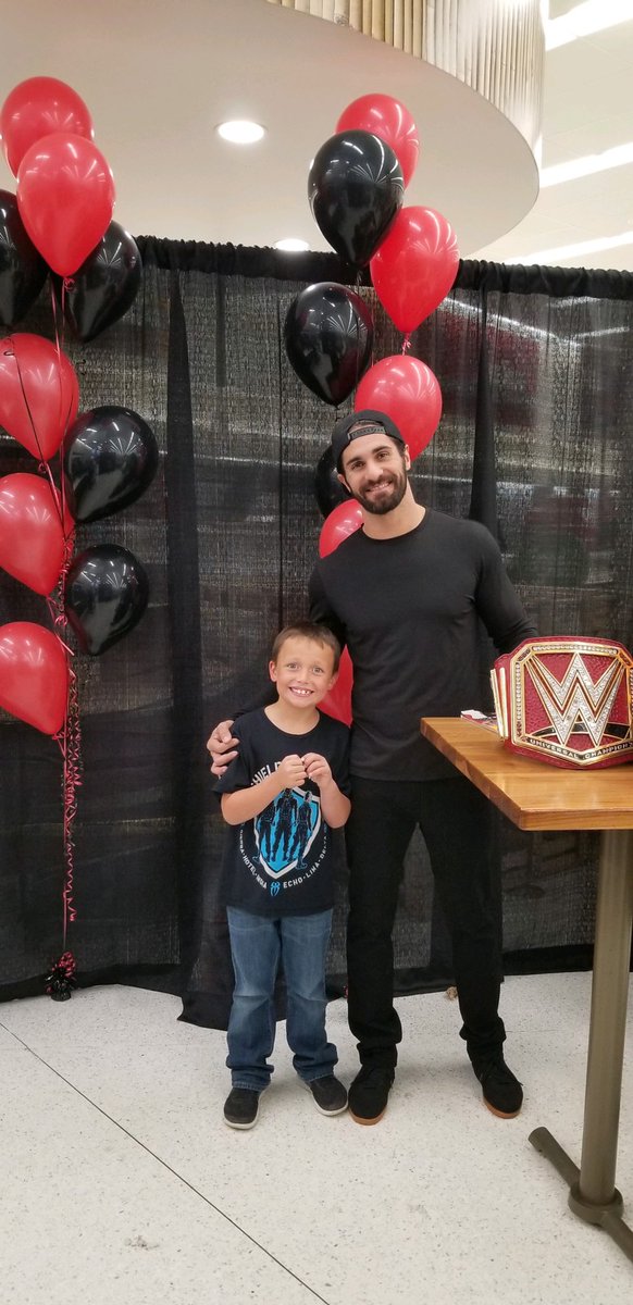 ahaynes93's tweet image. @WWERollins just made Xavier’s whole entire life! Thank you @WWE for all the amazing things you guys do for the kids! ❤️