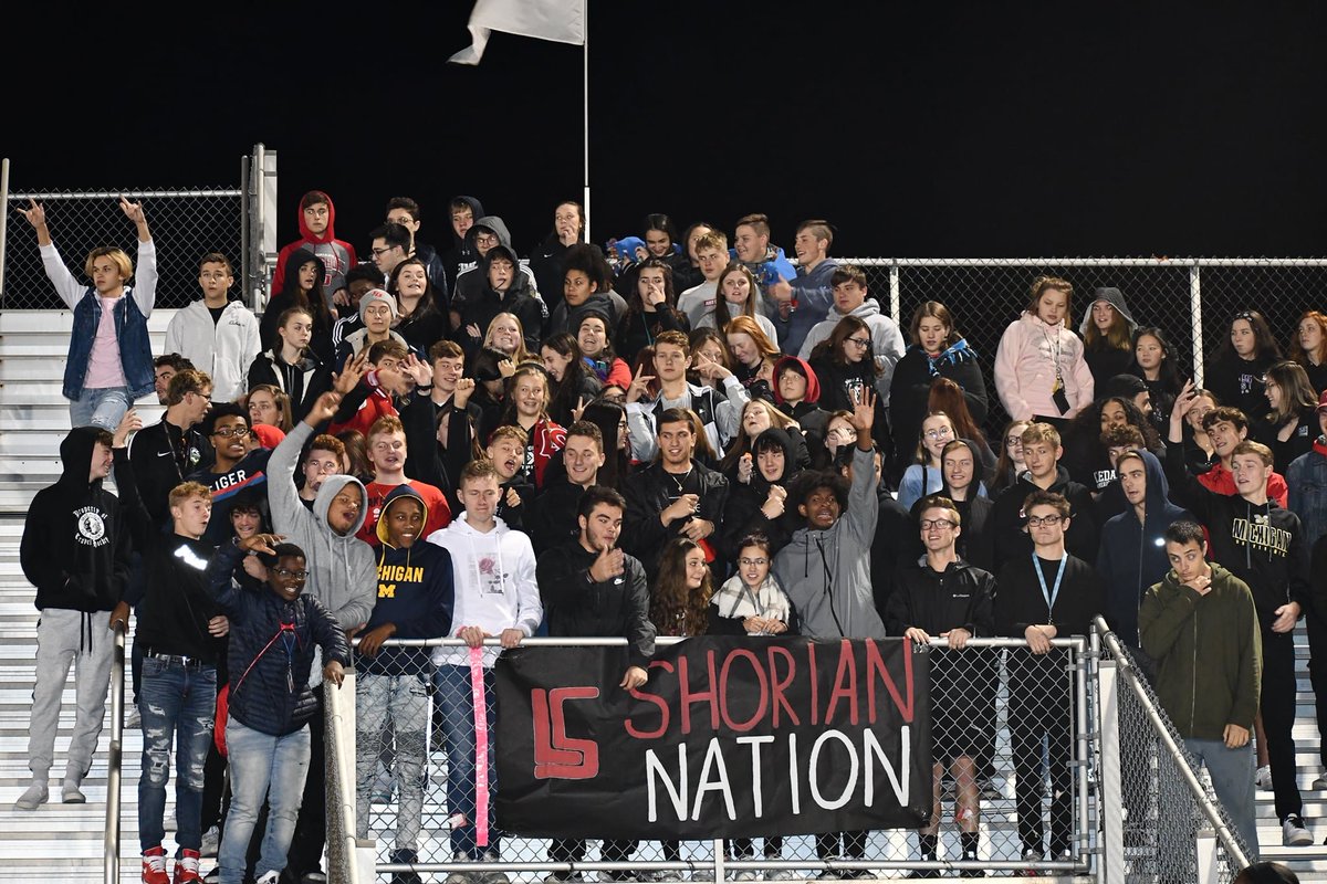 myLSPS's tweet photo. The first rule of business is fun! Thanks for giving the #ShorianNation an entertaining evening, @LSclassof2020. #myLSPS https://t.co/EQNpXkvoG1