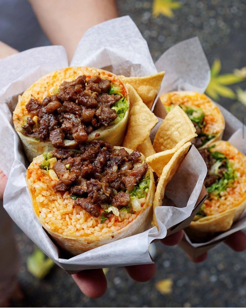 📸: <a href="/purplechives/">ceci</a> 
📍: @takovancouver 
A local spot serving a fusion of Mexican and Korean food! Located near Chinatown right next to the Skytrain Station. It’s a great place to chill out and grab a taco filled with bulgogi beef! <a href="/commissary_cnct/">CommissaryConnect</a> knows where the good food is at!