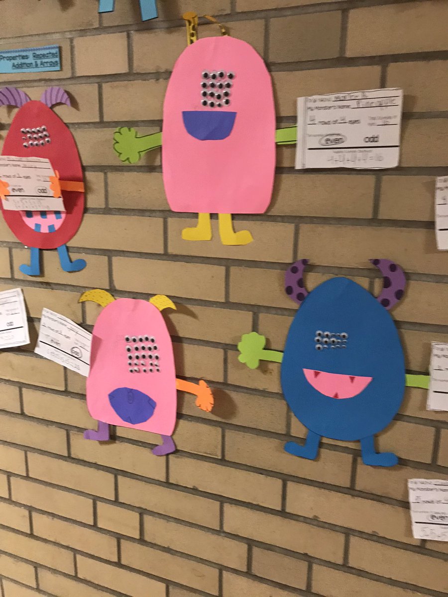 DeniseGertz's tweet image. Hip Hip Eye-Rray!! Here are all our array monsters!! It’s all in the eyes!! #arraylesson #mathmonsters #teamgertz1920