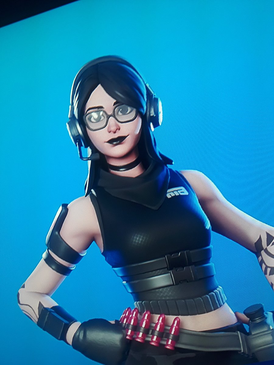 Pickle On Twitter I Was Told Fortnite Released A Skin That Looks Just Like Me And Fortnite Headphones Skin Fortnite Headphones Skin Pickle On Twitter I Was Told Fortnite Released A Skin That Looks Just Like Me And