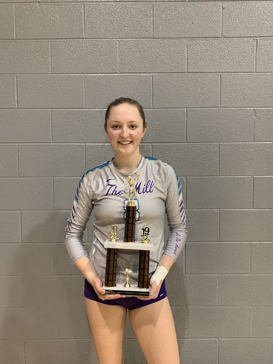 Charger Volleyball tweet media