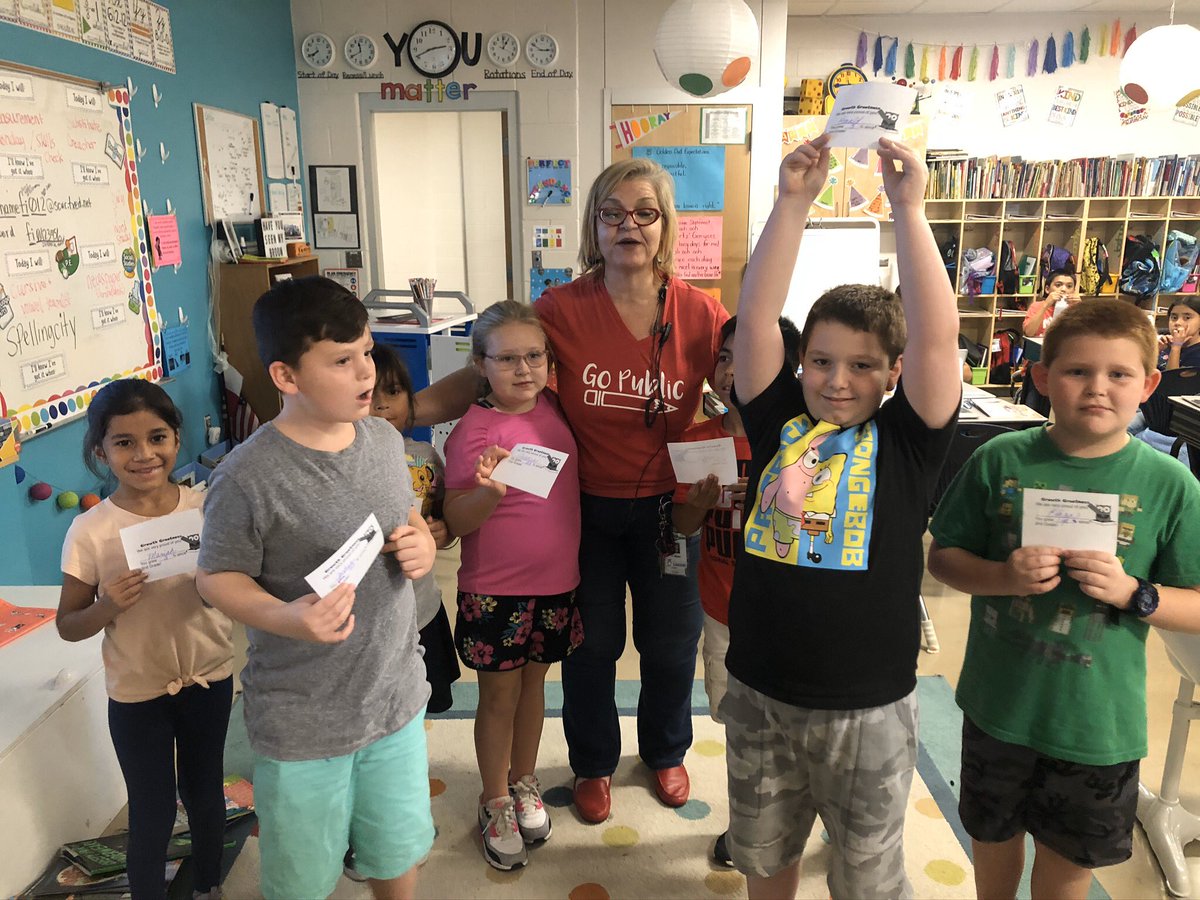 Mrs. Goertz tweet media