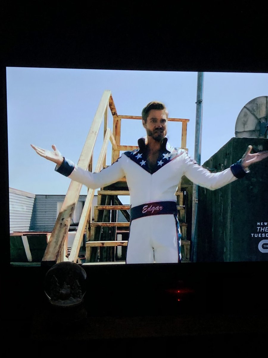 SarahTSwartz's tweet photo. Captain America who? @ChadMMurray @CW_Riverdale #Riverdale #EdgarEvernever https://t.co/9c33i7CeLA