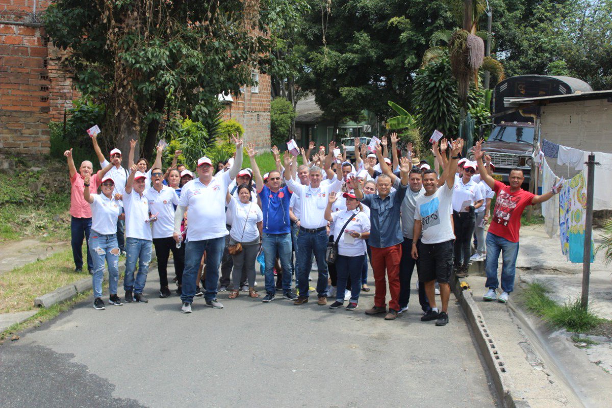 Bayron Caro tweet media