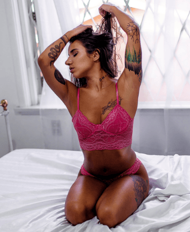 WordWebcammodel's tweet image. ClubIslive Thuiswerk richt zich op meiden en stellen vanaf 18 jaar voor het vinden van erotisch webcammen thuiswerk. Extra geld bijverdienen met je webcam!  tiny.cc/clubislive