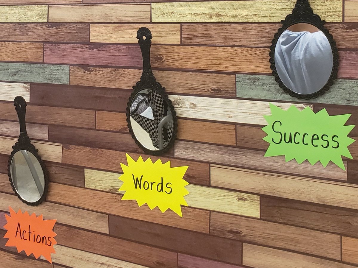 Mrs. McIsaac's class knows what it means to HOWL🐺